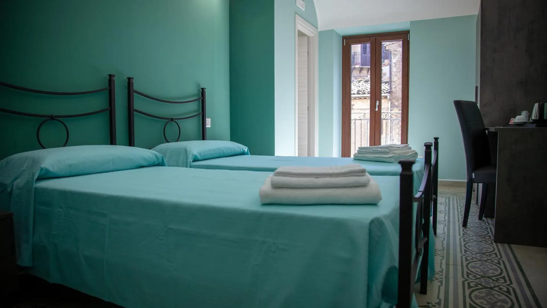 Al Centro Casa Vacanze Bed & Breakfast Mistretta